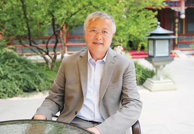 图为谢明。 本报记者 严 瑜摄 图为谢明。 本报记者 严 瑜摄