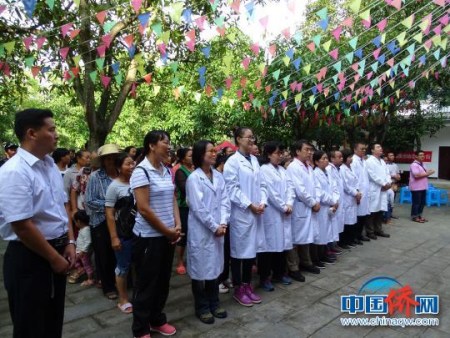 图为柯街启动仪式。 杜加寿 摄 图为柯街启动仪式。 杜加寿 摄