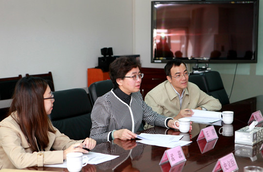 国务院侨办国内司司长王萍与北京市侨办座谈交流工作。