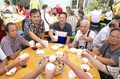大盆菜流水席。 大盆菜流水席。