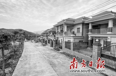 梅州蕉岭华侨农场将危房改造与规范农村建房、“美丽乡村”建设、农村环境综合整治等工作相结合。