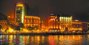 沿江路夜景 沿江路夜景