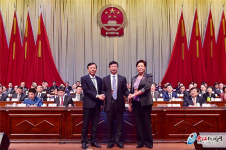张文贤当选晋江市人民政府市长图