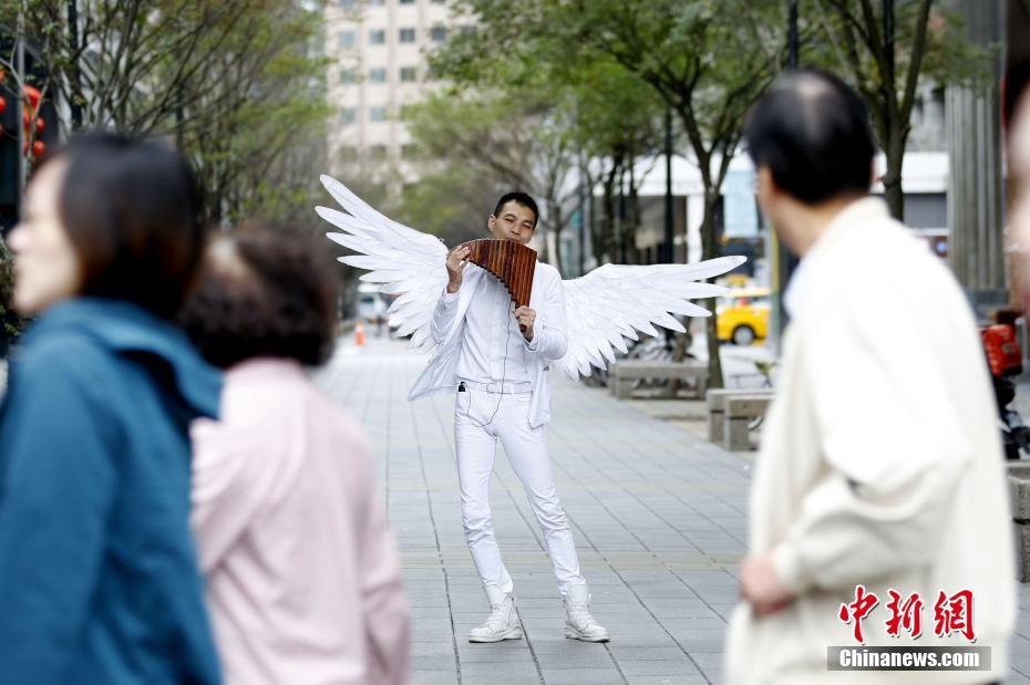 外国人居留证到期后如何办理延期?-中国侨网