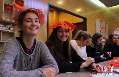 驻清迈总领馆提醒中国游客春节赴泰游注意安全