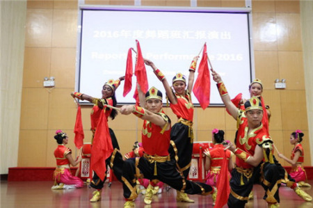 汉族舞蹈《鼓舞东方》 汉族舞蹈《鼓舞东方》
