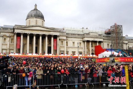 现场观众。 <a target='_blank' href='http://www.chinanews.com/'>中新社</a>记者 付强 摄 现场观众。 <a target='_blank' href='http://www.chinanews.com/'>中新社</a>记者 付强 摄