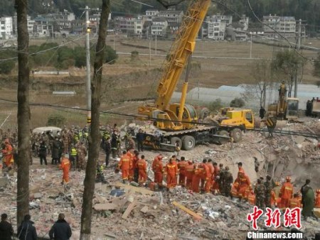 浙江文成民房坍塌现场。 徐明 摄 浙江文成民房坍塌现场。 徐明 摄