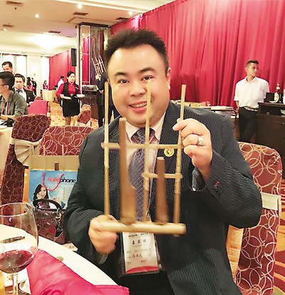 冯伟光 冯伟光