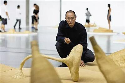 本届威尼斯双年展中国馆策展人邱志杰。 本届威尼斯双年展中国馆策展人邱志杰。