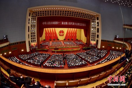 3月5日，十二届全国人大五次会议在北京人民大会堂开幕。<a target='_blank' href='http://www.chinanews.com/'>中新社</a>记者 金硕 摄