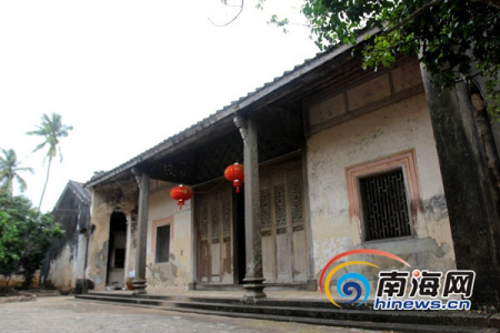 “南洋文化之旅·感受文昌魅力”大型媒体采风活动走进文昌铺前镇林家大院。南海网记者陈望 摄 “南洋文化之旅·感受文昌魅力”大型媒体采风活动走进文昌铺前镇林家大院。南海网记者陈望 摄