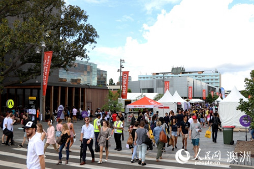 悉尼大学迎来开学季 (摄影 许梦怡)