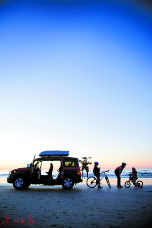 中国驾照更好用了 自驾游走起-中国侨网