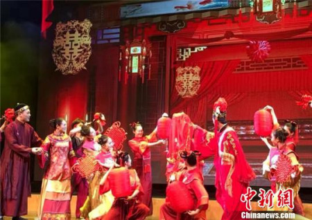 图为《十里红妆》表演 宁波市演艺集团供图 图为《十里红妆》表演 宁波市演艺集团供图