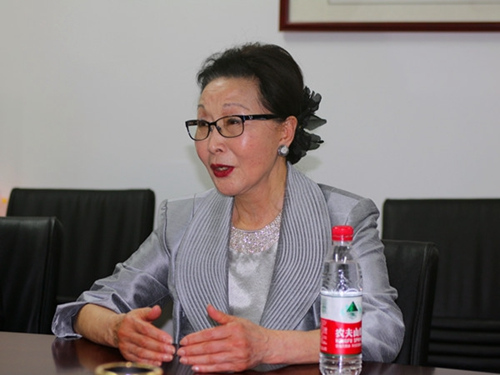方李邦琴女士与对外汉语教育学院党政班子成员会谈
