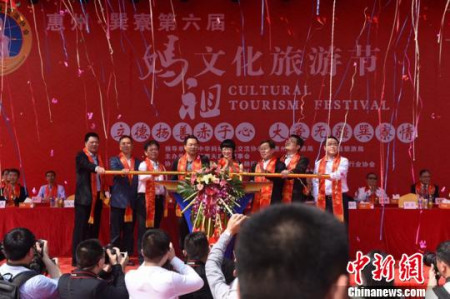 广东惠东巽寮第六届妈祖文化旅游节开幕。 黄少卿 摄 广东惠东巽寮第六届妈祖文化旅游节开幕。 黄少卿 摄