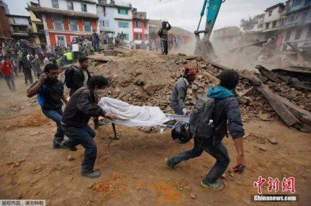 资料图：尼泊尔地震