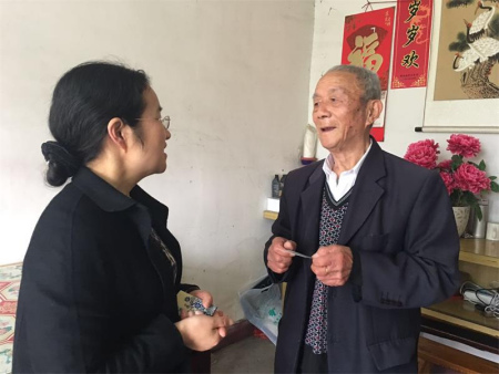 了解侨眷生活境况。 了解侨眷生活境况。