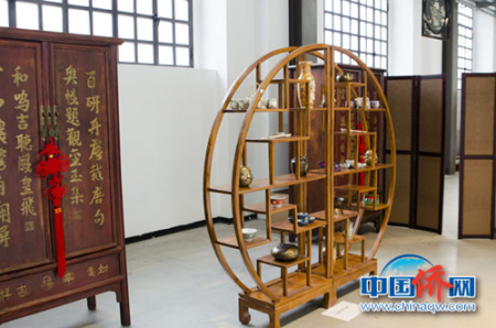 展品展示。(意大利米兰龙甲教育供图) 展品展示。(意大利米兰龙甲教育供图)