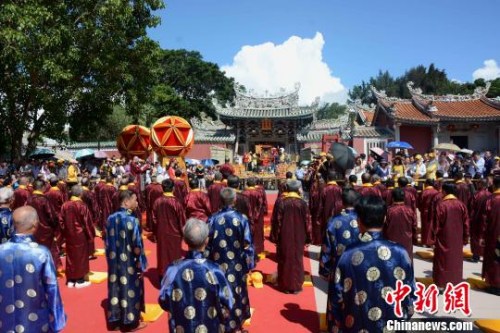 图为祭祀庆典活动。　张金川 摄