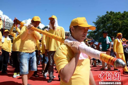 图为关公大刀。　张金川 摄