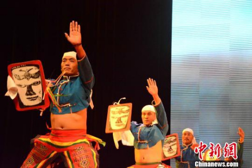 图为金门县台湾(原住民)协进会舞蹈队。　张金川 摄