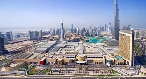 涂先生自由活动的DUBAI MALL，是全球最大的购物中心
