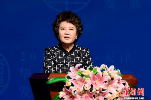 中国国务院侨办主任裘援平。 中新社记者 佟郁 摄 中国国务院侨办主任裘援平。 中新社记者 佟郁 摄