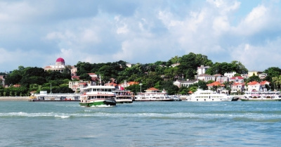 厦门轮渡公司通过厦鼓航线调整和游客分流,提高游客旅游体验。 厦门轮渡公司通过厦鼓航线调整和游客分流,提高游客旅游体验。