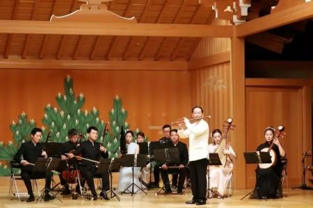 著名笛子演奏家谢继群 著名笛子演奏家谢继群