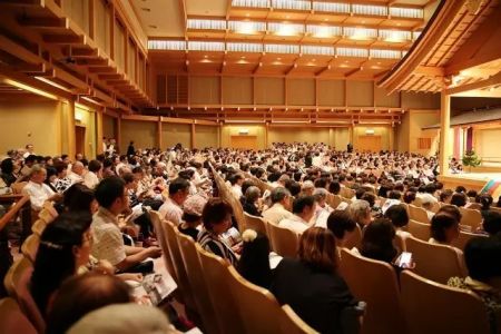 观众满堂 观众满堂