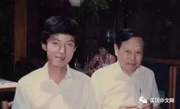 年轻时的张首晟与杨振宁 年轻时的张首晟与杨振宁