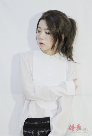 华裔时装设计师许燕妮。(美国《侨报》) 华裔时装设计师许燕妮。(美国《侨报》)