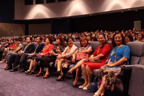参会嘉宾。 参会嘉宾。
