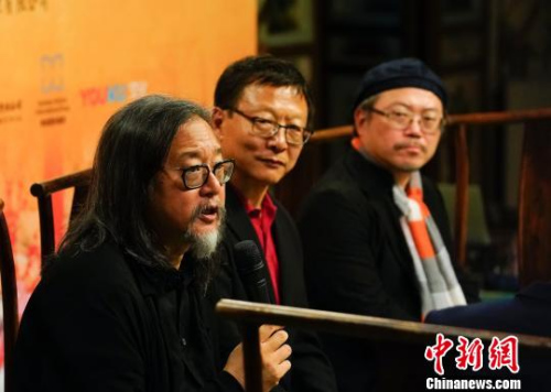 左起分别是赖声川、盛宗亮、叶锦添 杜洋 摄 左起分别是赖声川、盛宗亮、叶锦添 杜洋 摄
