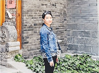 戚凌华在团队比赛中收获颇丰。她认为在不同思维的交汇中,大家可以取长补短更好地完成比赛。 戚凌华在团队比赛中收获颇丰。她认为在不同思维的交汇中,大家可以取长补短更好地完成比赛。
