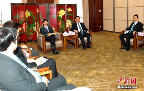 8月28日，国务院侨办副主任谭天星在北京会见在日华人教授会访华团一行。<a target='_blank' href='http://www.chinanews.com/'>中新社</a>记者 张勤 摄