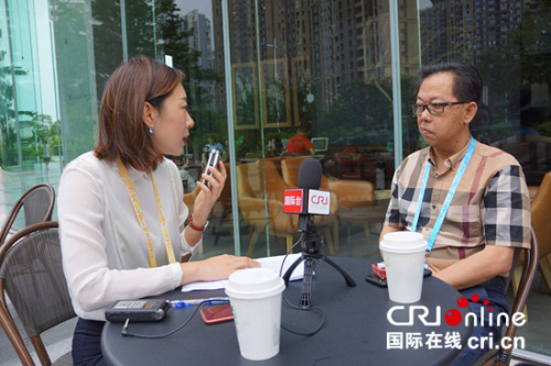南非华人警民合作中心主任、《非洲时报》报业集团董事长、中华全国归国华侨联合会委员吴少康 南非华人警民合作中心主任、《非洲时报》报业集团董事长、中华全国归国华侨联合会委员吴少康