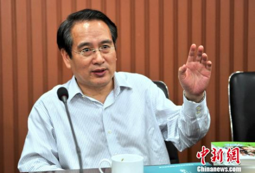 图为:谭天星寄语<a target='_blank' href='http://www.chinanews.com/'>中新社</a>浙江分社的采编队伍。 李晨韵 摄 图为:谭天星寄语<a target='_blank' href='http://www.chinanews.com/'>中新社</a>浙江分社的采编队伍。 李晨韵 摄