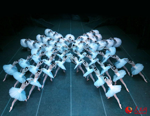 演出场景。 演出场景。