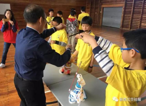 提线木偶(奥克兰华助中心微信公众号) 提线木偶(奥克兰华助中心微信公众号)