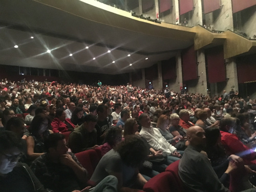 演出现场。 演出现场。