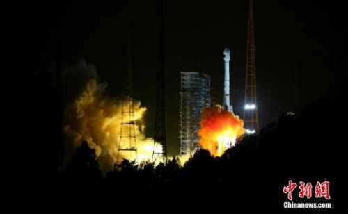 11月5日，中国在西昌卫星发射中心用长征三号乙运载火箭，以“一箭双星”方式成功发射第24颗、第25颗北斗导航卫星。<a target='_blank' href='http://www.chinanews.com/'>中新社</a>发 李晋 摄