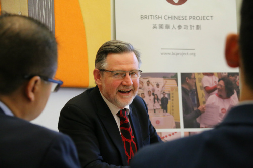 英国国会跨党派华人事务小组主席、下议院议员巴里•加德纳。(《欧洲时报》/陈述 摄) 英国国会跨党派华人事务小组主席、下议院议员巴里•加德纳。(《欧洲时报》/陈述 摄)