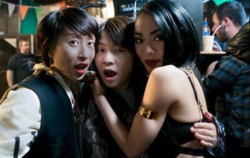 《逐梦摩女》三位主人公:伊丽莎白(左), 杰姬(中),福福(右)。 《逐梦摩女》三位主人公:伊丽莎白(左), 杰姬(中),福福(右)。