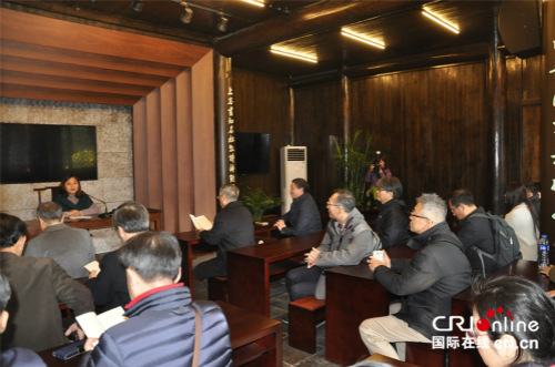 访问团参加阮元家风传承座谈。 访问团参加阮元家风传承座谈。