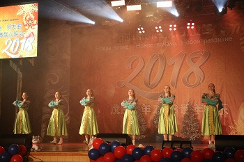 俄罗斯舞蹈表演。