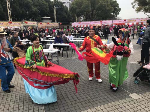 (日本新华侨报网) (日本新华侨报网)
