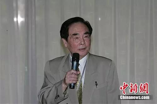 2006年8月侯云德院士在禽流感国际会议上。资料图 2006年8月侯云德院士在禽流感国际会议上。资料图